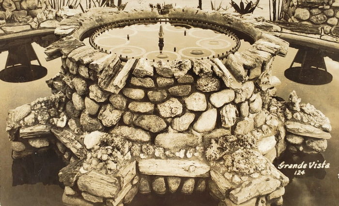 Grande Vista Resort - Vintage Postcard (newer photo)